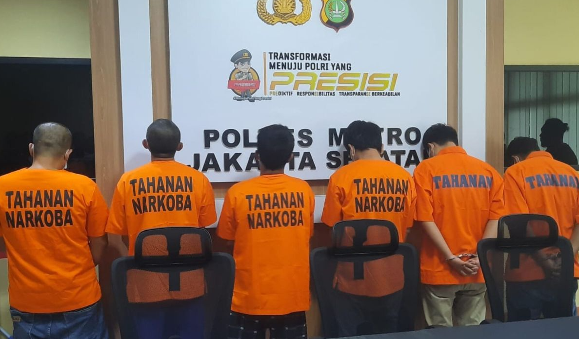 polisi-berhasil-amankan-jaringan-narkoba-menjelang-tahun-baru-2025-tujuh-tersangka-ditangkap