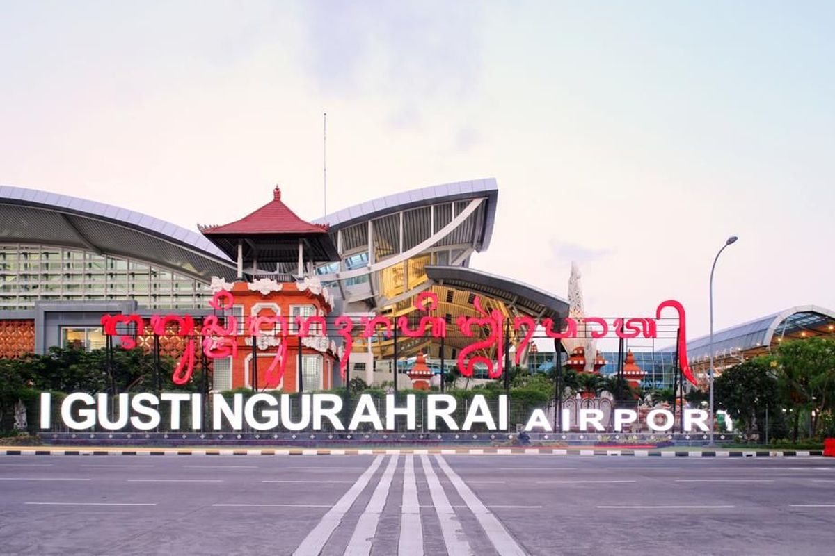 cuaca-ekstrem-di-bali-7-pesawat-gagal-mendarat-di-bandara-ngurah-rai