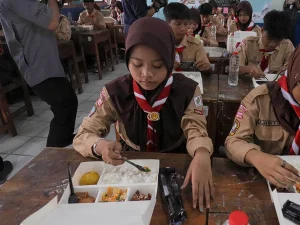 pengawasan-program-makan-bergizi-gratis-prabowo-langkah-langkah-untuk-memastikan-transparansi-dan-efektivitas