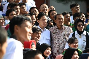 wapres-gibran-tinjau-sman-olahraga-jawa-timur-tekankan-pentingnya-pembinaan-atlet-berkualitas