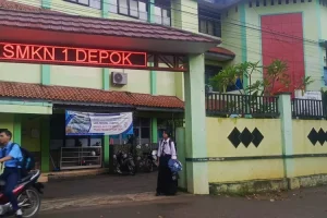 ratusan-siswa-demo-di-depok-protes-gagalnya-pengunggahan-data-snbp